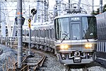 おおさか東線で試運転をする2000番台6次車