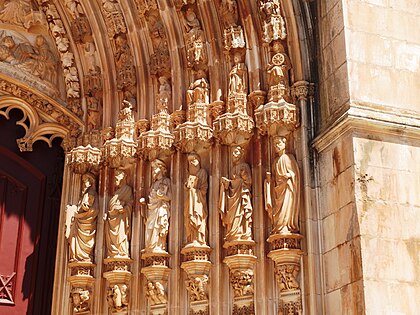 Portal Oeste do Mosteiro da Batalha, Portugal (Iniciado em 1383)