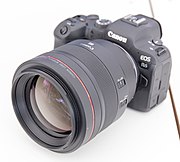 RF 85 mm f/1.2 L USM on a Canon EOS R6