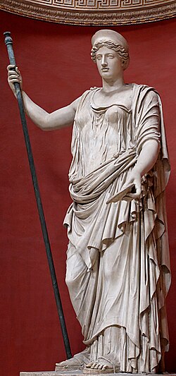 Statue d'Héra du type dit d'Héra Barberini. Copie romaine d'un original grec du Ve siècle av. J.-C. Musée Pio-Clementino.