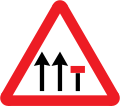 Indicating that the right hand lane of a two lanes carriage way is closed