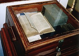 Biblia do HMS Bounty na igrexa