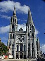 Catedral de Chartres. Es característica la disimetría entre ambas torres.