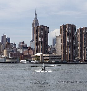 Image illustrative de l’article Hydroaéroport Skyport de New York