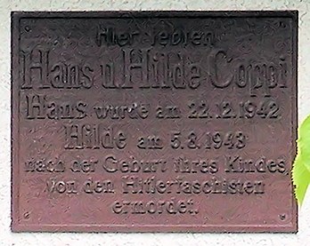 A memorial plaque for the couple Hans und Hilde Coppi at 23 Seidelstraße, Tegel