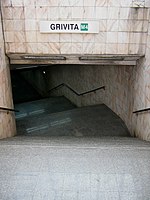Entrance of Grivița station, 2008