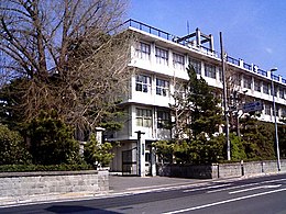 尽誠学園高等学校