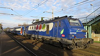 Transilien en gare de Villennes.