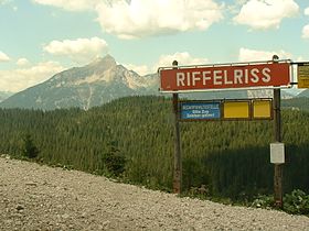 View from the halt at Riffelriss, immediately before the entrance to the summit tunnel
