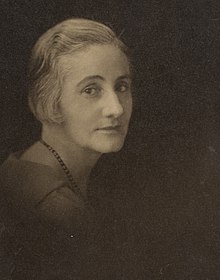 Katharine Susannah Prichard, Sydney, 1927-1928, May Moore