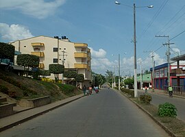 Die Avenida de los Estudiantes in Montelíbano