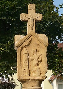 Sainte Barbe sur un bildstock de Yutz.