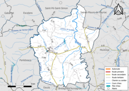 Carte en couleur présentant le réseau hydrographique de la commune