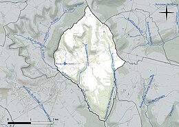 Carte en couleur présentant le réseau hydrographique de la commune