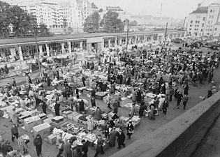 Klarahallen och torget framför, 1941.