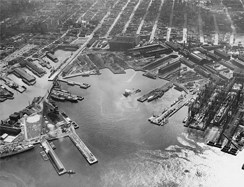 Brooklyn Navy Yard, photographer unknown, restored by Adam Cuerden