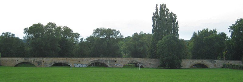 Le vieux pont (1614).