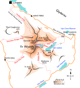 Carte du massif Snowdon avec les principaux itinéraires menant au sommet du mont Snowdon.