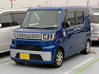 Toyota Pixis Mega