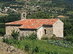 La chapelle du hameau de Pouillas.