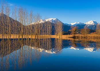 Le lac Stymphale, dans le Péloponnèse. (définition réelle 5 197 × 3 712)