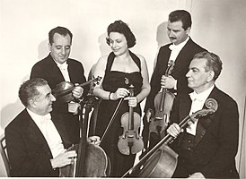 The Boccherini Quintet in the 1950s (from left to right: Nerio Brunelli, Guido Mozzato, Pina Carmirelli, Luigi Sagrati and Arturo Bonucci)