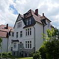 Mehrfamilienhaus