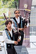 Joueurs de cornemuse lors d'un des concours du festival interceltique de Lorient.