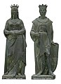 Os Reis Católicos (1474-1504). As dúas estatuas fundidas en bronce, atópanse na fachada da Universidade de Valencia.