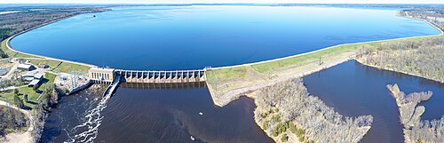 Petenwell Lake and dam