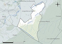 Carte en couleur présentant le réseau hydrographique de la commune