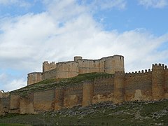 Muralla del siglo XII