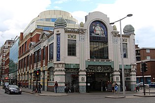 Michelin House, Chelsea, è uno dei pochi esempi di Art Nouveau a Londra (1910-1911)