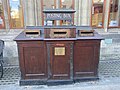 The wooden postbox in Oxford city center was erected in 1857.