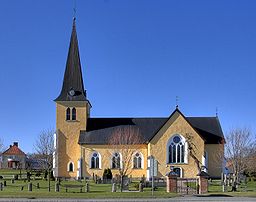 Östra Broby kyrka i april 2010