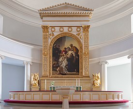 Altar, with Carl Timoleon von Neff's painting The Descent of Jesus from the Cross donated by Nicholas I