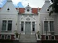 Colégio Justiniano de Serpa, localizado em frente ao Colégio da Imaculada Conceição e à Igreja do Pequeno Grande