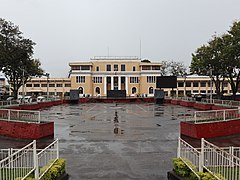 La Carlota City Hall, Public Plaza