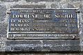 Plaque de cocher d'identité communale dans la rue Pierreuse.