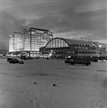 Le Palais du tennis et l'Autotalo en 1958.