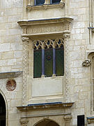 Ventana con saledizo en Bourges