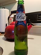 Cerveja Kronenbourg 1664, uma Euro Pale Lager.