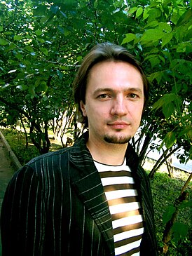 Валерий Нугатов в литературном клубе «Авторник». Москва, 29 июня 2004