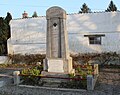 Le monument aux morts.