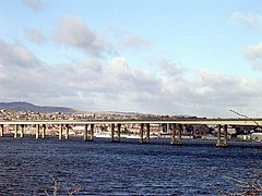 Le pont routier du Tay, vu depuis Dundee