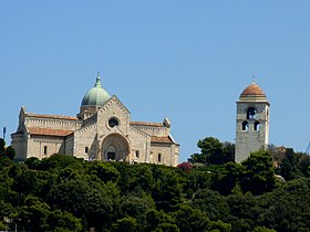 Image illustrative de l’article Cathédrale Saint-Cyriaque d'Ancône