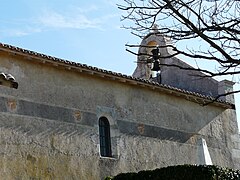 Litre extérieure de l'église Saint-Joseph d'Escoire.