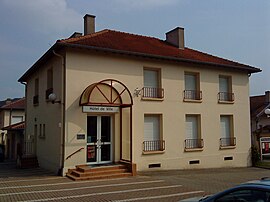 The town hall in Rosbruck