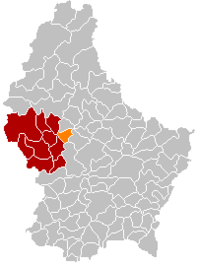 Map of Luxembourg with Vichten highlighted in orange, and the canton in dark red