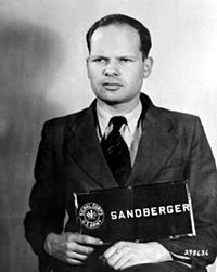 Martin Sandberger i samband med Einsatzgruppenrättegången. (fotografi taget den 1 mars 1948)